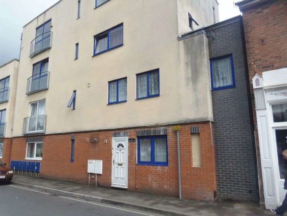 2 Bedroom Flat